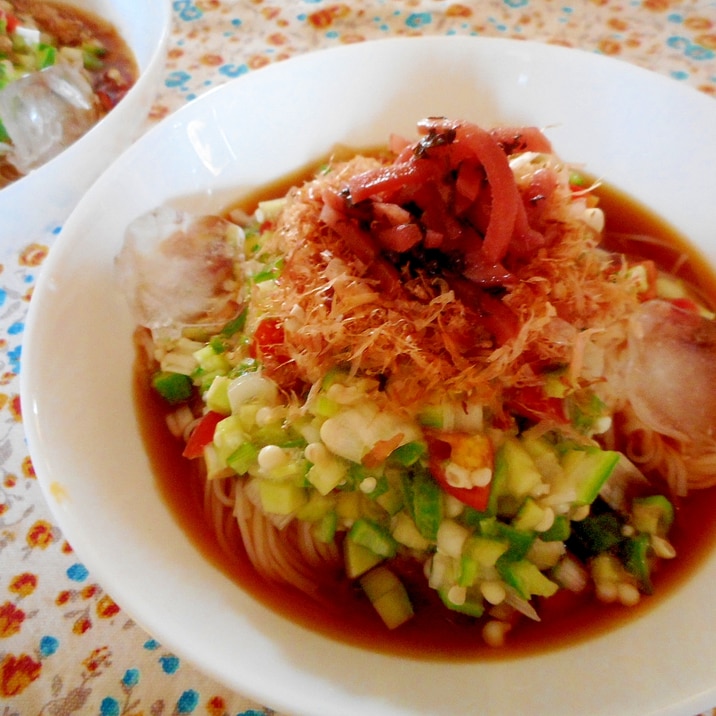 オクラとトマトときゅうりの混ぜ薬味そうめん